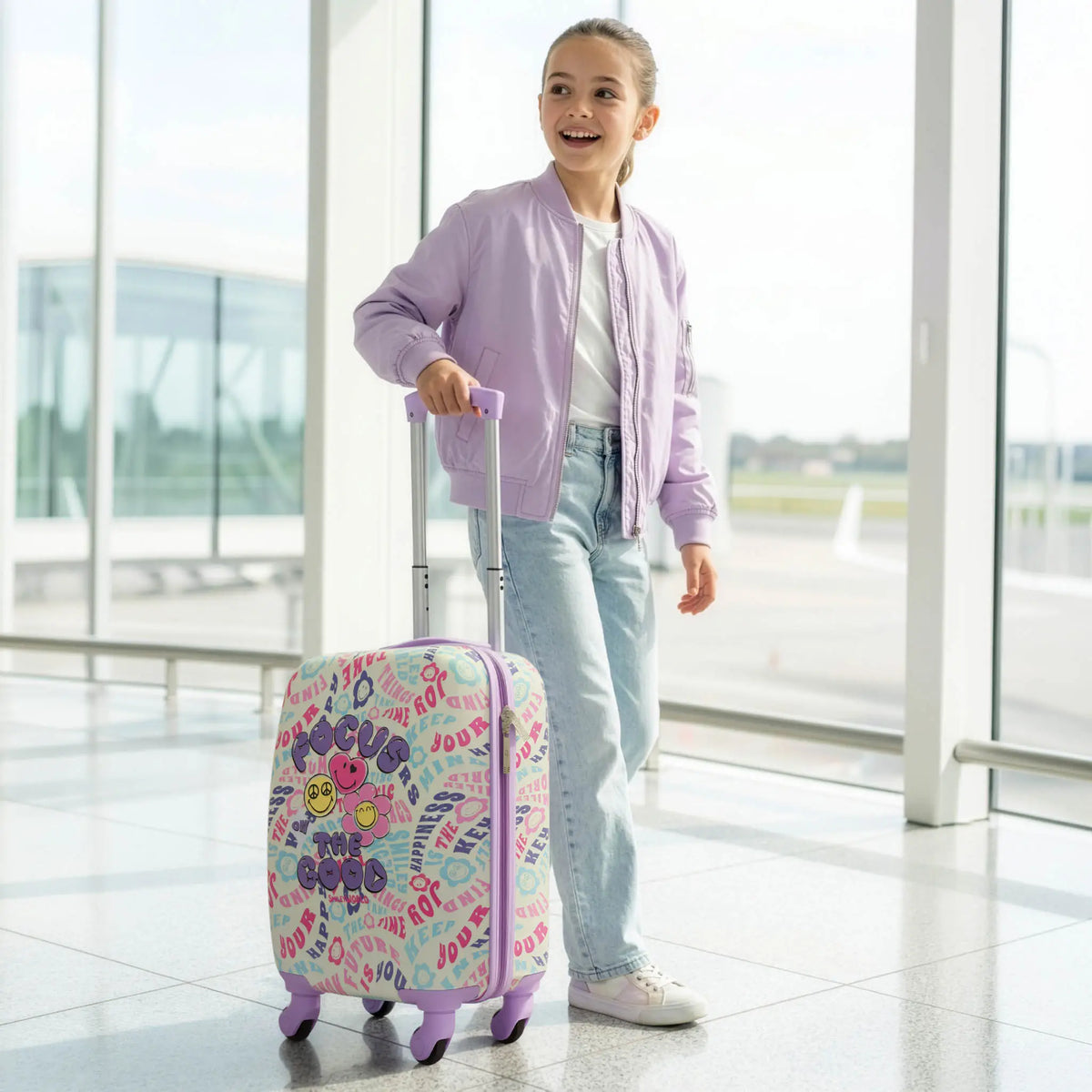 SMILEYWORLD Kids Adventure 18" Carry-on Spinner Suitcase